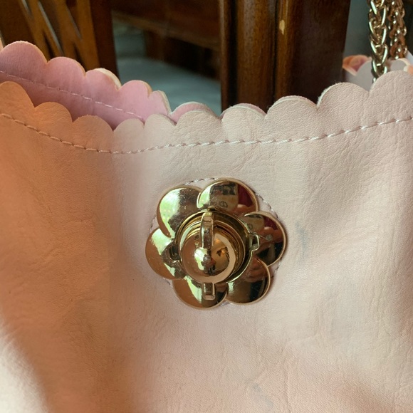 Handbag - Picture 4 of 4